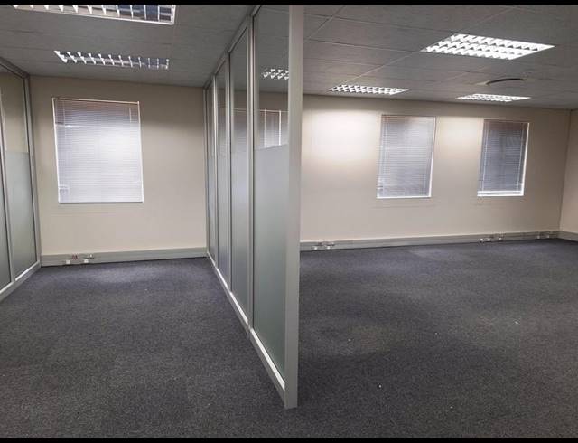 BUSINESS PROPERTY TO RENT IN ROUTE 21 BUSINESS PARK